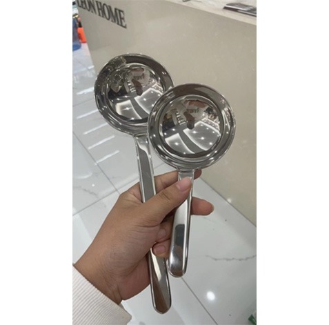 Large & Small Round Stainless Steel Spoons – 304 Durable Kitchen Serving Spoons with Smooth and Hammered Handles – Perfect for Soups, Sauces, and Restaurants
